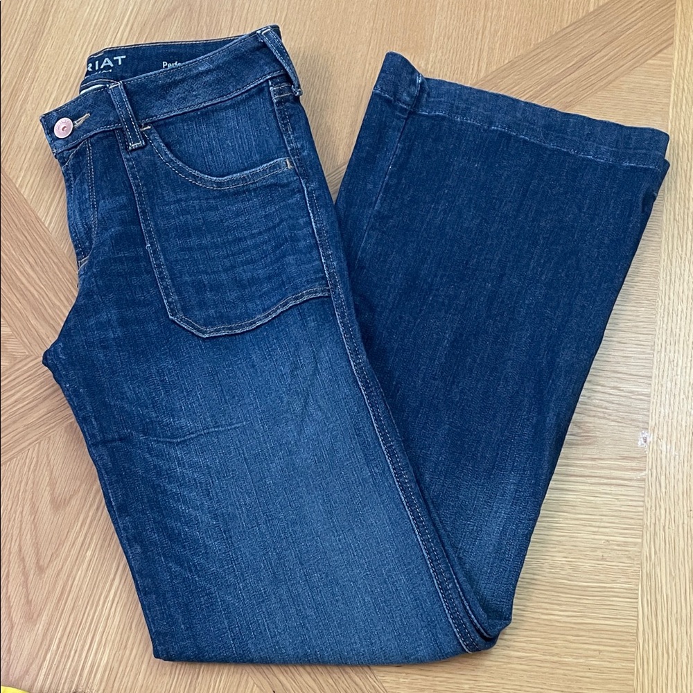 Ariat Women's Indigo Wide Leg Flare Jeans